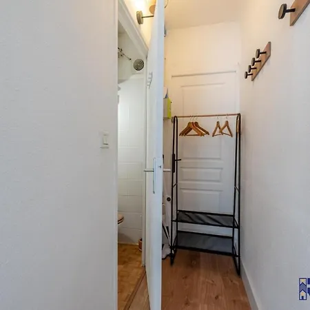 Apartment L'evasion - Studio With A Large Garden - Wifi